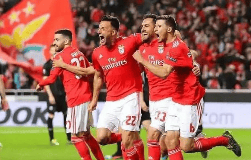 ayx 体育博彩平台纽卡斯尔围绕葡超状态回暖集结日尤文图斯调整名单以备葡超，塞维利亚集结日调整名单看傻球迷的简单介绍